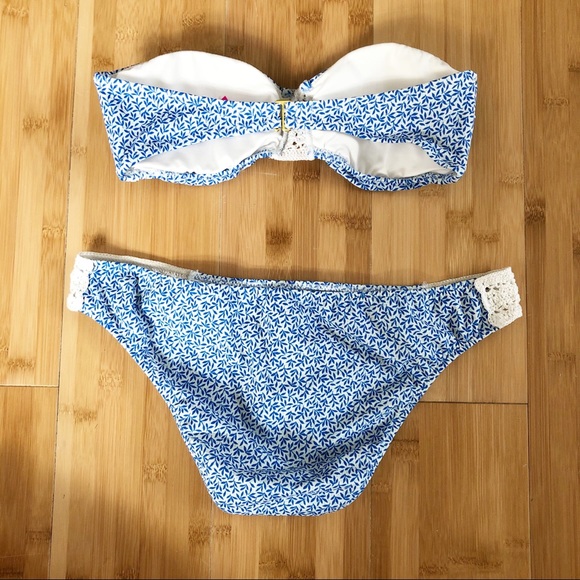 Blue & White Victoria's Secret Bandeau Bikini - Picture 2 of 10